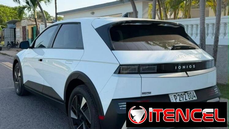 Hyundai IONIQ 5 SE del 2025  4 mil millas