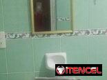 “$6000usd CON AJUSTE. En venta  Apartamento en Alamar, Zona 7, 3er piso.  Referencia: Cerca del paradero,
