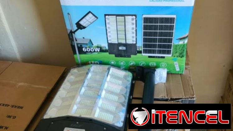 LÁMPARAS SOLARES 600 WATT'S CON SENSOR DE MOVIMIENTO