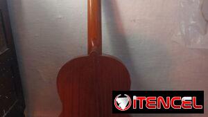 Guitarra criolla
