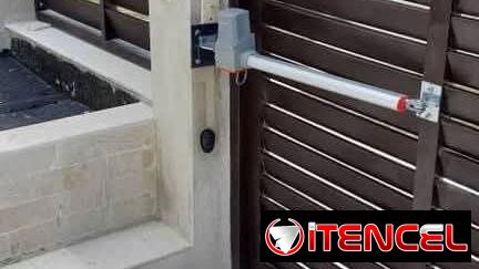 Se fabrican, automatizan e instalan puertas de garajes y potección de negocios!