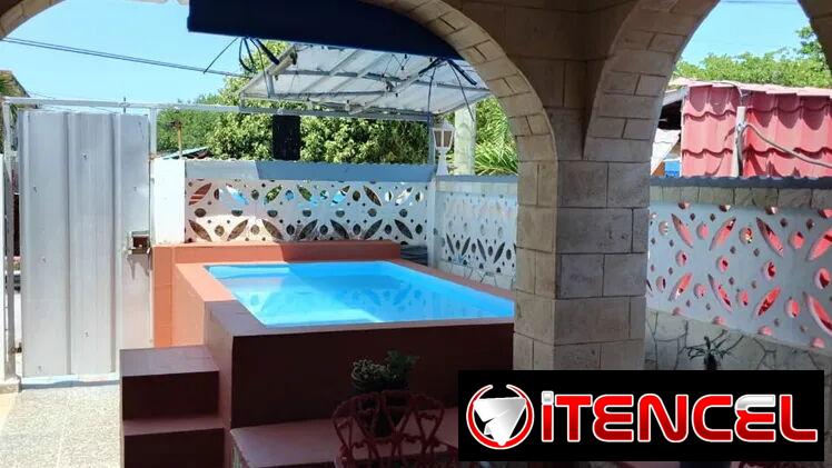 Casa de renta con piscina y respaldo energético muy cerca del mar en Guanabo 3 habitaciones GUAB-001