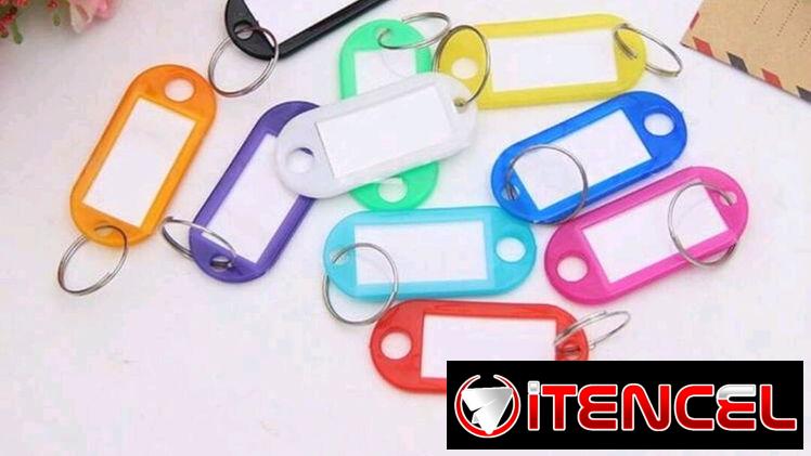 Llaveros Fidget Pop y con etiqueta 📛