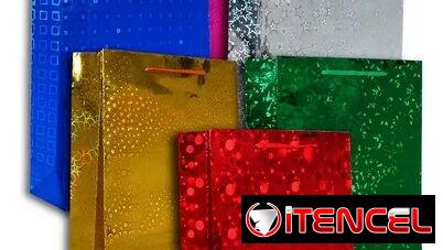 Bolsas y papel de regalo — foto 1