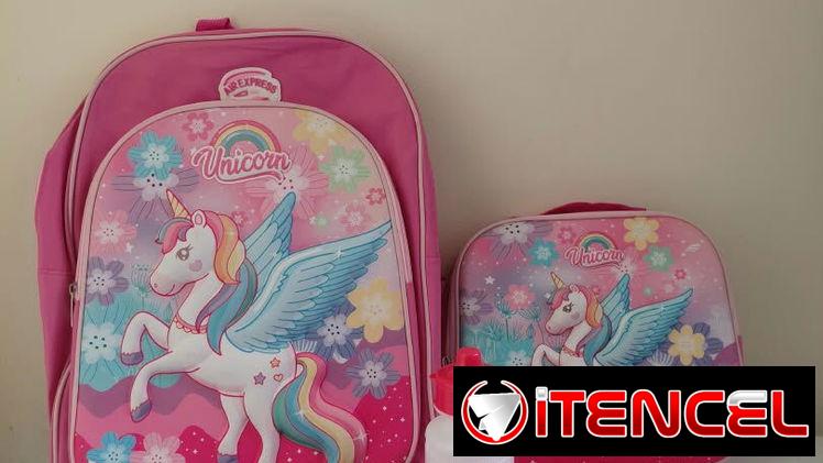 Set de mochilas 3D para niñas — foto 3