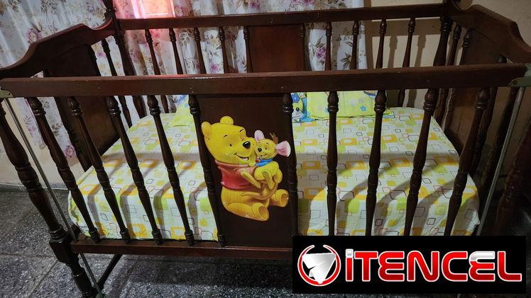 Se vende cuna, colchon, bolso de canastilla y mas