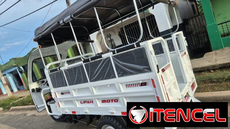 TRICICLOS DE COMBUSTIÓN LIFAN 300 CC DE CARGA y PASEO