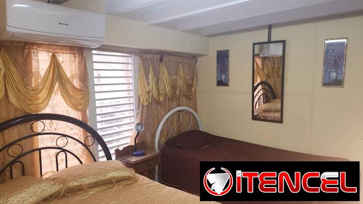 Se rentan habitaciones por la Plaza Vieja en La Habana Vieja.54026428