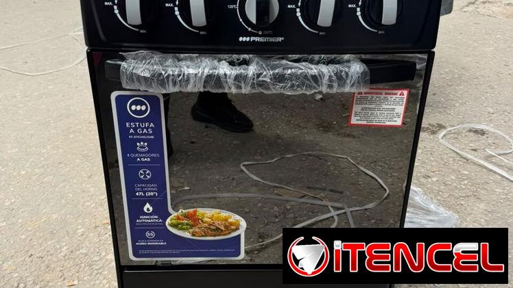 Cocina con horno de gas marca premier con magneto