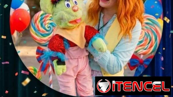 Payasa piruleta y sus dulces marionetas con la princesa pastelito