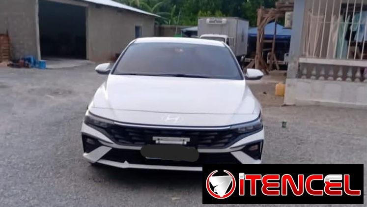 HYUNDAI ELANTRA 202...add — foto 4