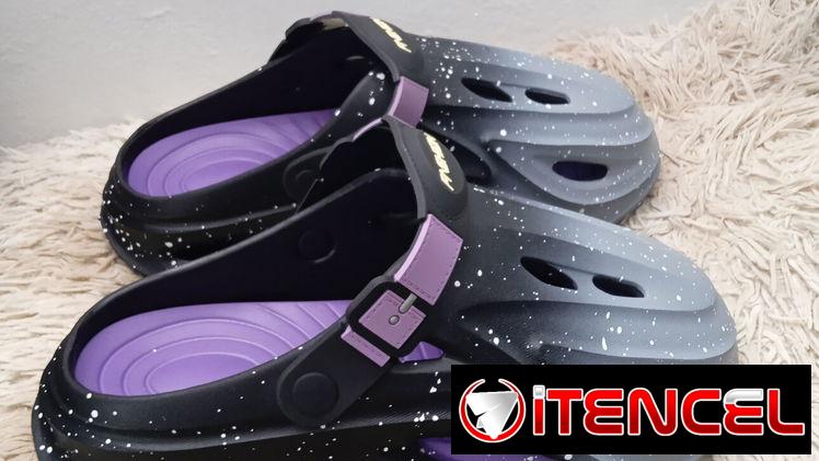 Sandalia tipo Crocs de hombre