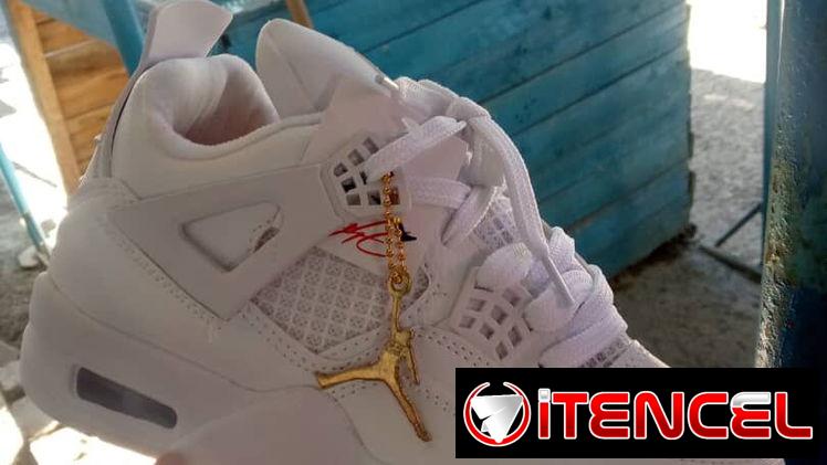 retro 4 , de buena calidad