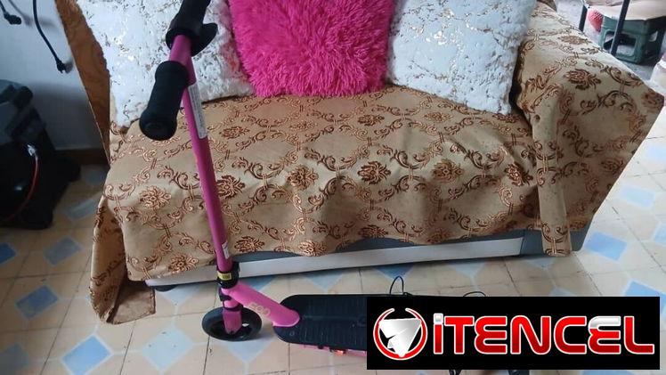 Scooter eléctrico 🛴 para niños de poco uso con su cargador. 80 USD. wa.me/54298473. — foto 4