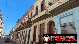 3000 USD_Oquendo y Neptuno"Centro Habana":Permuto Casa En 1er Piso 67m,2/4 + 1 d Pladul,1erPiso,Azotea Libre,Techo d Pla