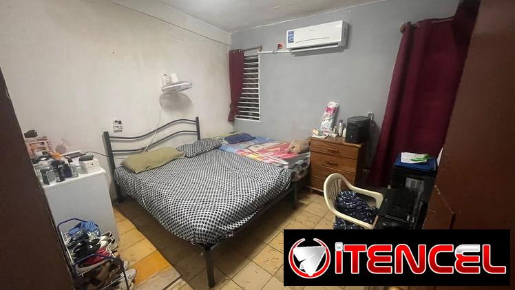“$13.000usd SIN AJUSTE. En venta  Apartamento (3er y último piso) en  Cojimar, Habana del Este.