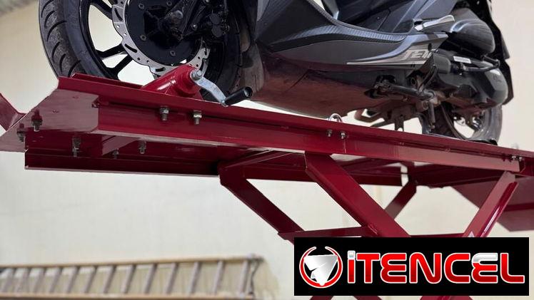 Elevador hidráulico/neumático para motos,levanta hasta 450kg.Ideal para su taller — foto 3