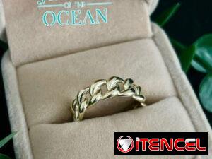 bb5c27450a84cf51eab0635c8dac6b00724808c58438081163a38f4b610aa44b