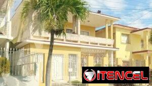 J Casa de renta para parejas o grupos en Reparto Sevillano municipio Diez de Octubre. OCT-003