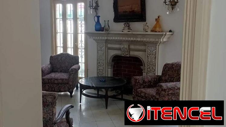 🏠 Casa Colonial De Renta En Miramar. Tiene 5 habitaciones climatizadas, garage, terraza y otras comodidades — foto 4