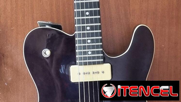 Guitarra eléctrica marca SubZero NUEVA a estrenar por usted. Viene con: -Estuche -Correa -Juego de cuerdas de repuesto — foto 1