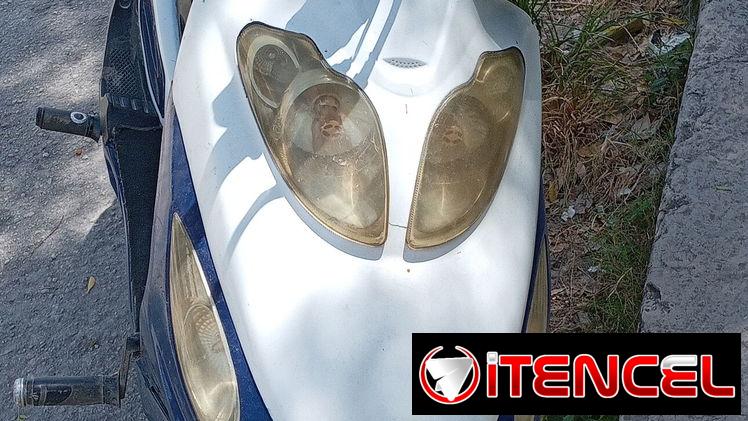 Vendo esta moto en super buen estado hace mas 50km perola doy por 50 para mas informacion llamar o escribir