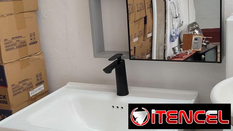🛁✨ MUEBLE DE BAÑO CON LAVABO + ESPEJO ✨🛁 🏠 Dale un toque moderno y elegante a tu baño 🔹 Mueble de baño moderno 🔹 La