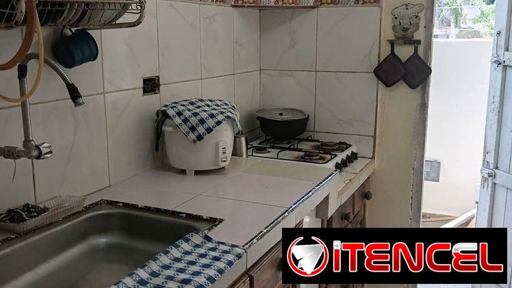 “$5250usd SIN AJUSTE. En venta  apartamento 2do piso en Alamar, zona  24.. Referencia: Amiguito Palestina,
