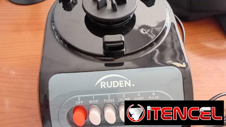 Licuadora/ Batidora con vaso de vidrio Ruden