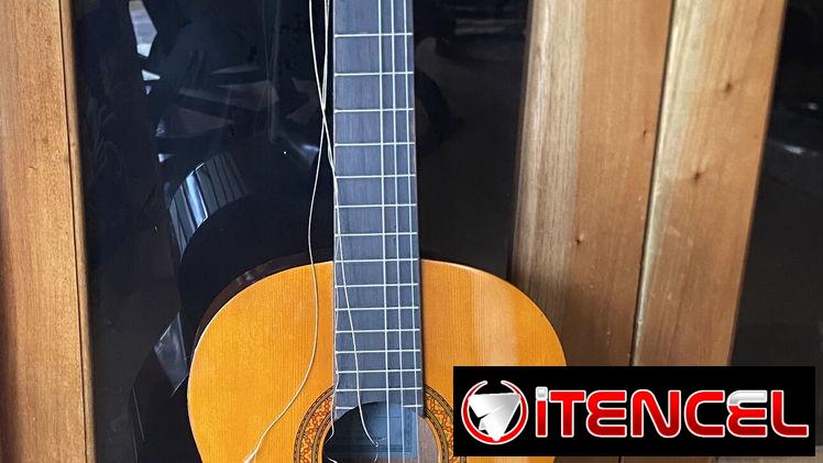 Guitarra acústica Yamaha C40 Made in Indonesia 80 USD — foto 1