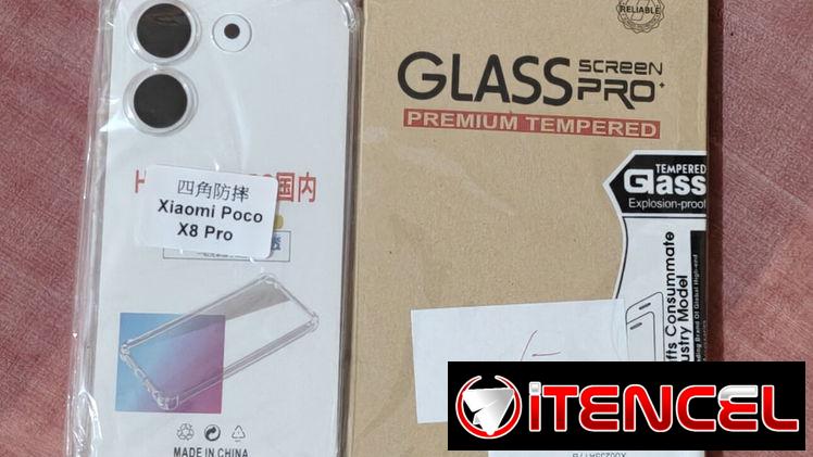 Vendo funda con mica de cristal original para el Poco X8 Pro