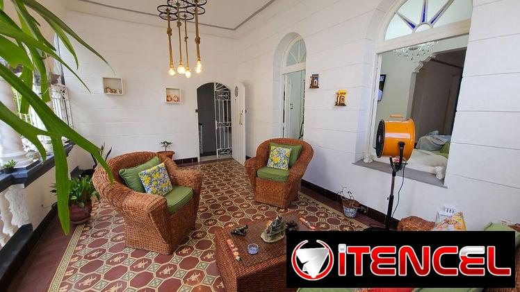 🏤Renta de casa de lujo en Vedado con respaldo energético 3 habitaciones VED-011 — foto 2