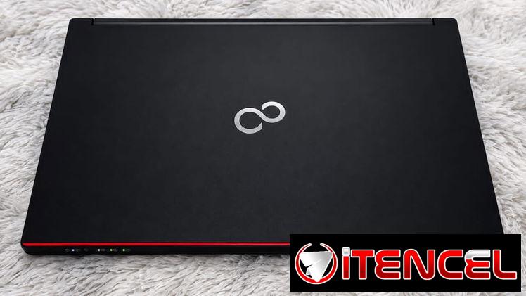 Laptop fujitsu prácticamente nueva — foto 1