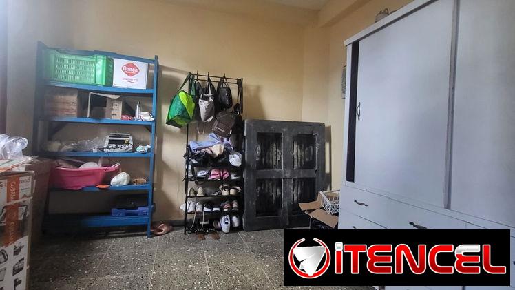 🏡 ¡OPORTUNIDAD ÚNICA EN GUANABACOA! 2 CASAS EN 1 + LOCAL COMERCIAL 💥 #204 🏘️ Casa interior, placa libre arriba 2/4