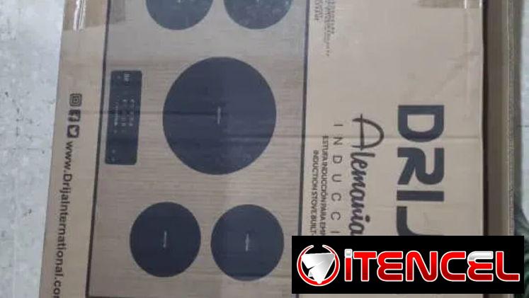 Cocina de inducción y campana extractora