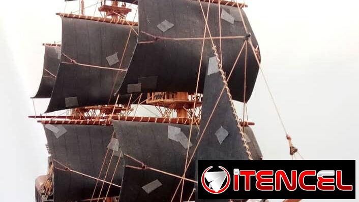 Barco “ PERLA NEGRA”