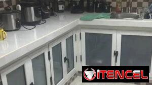 Hacemos cualquier modelos q usted desea en su bajo mesetas margueteria d aluminio