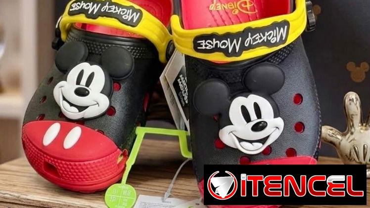 🐭 “Crocs x Disney Mickey Mouse”