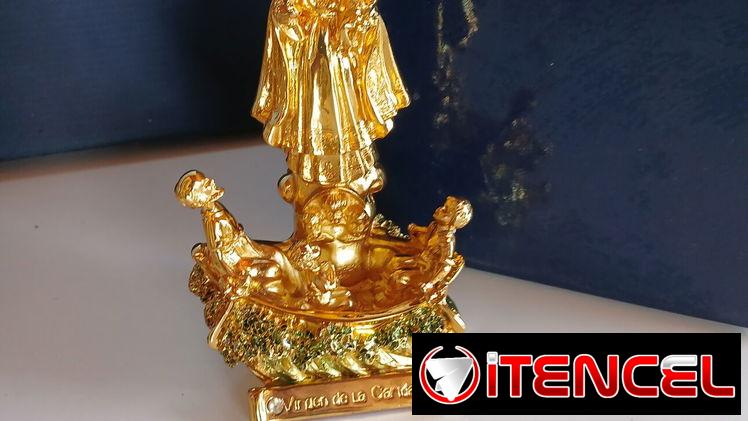 Estatuilla de la Virgen de la Caridad. — foto 1