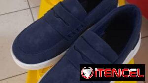 Zapatos para niños NUEVOS, número 29.