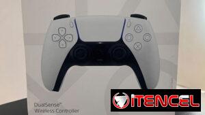 Mandos de PS5 sellados en caja