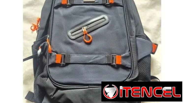 MOCHILA M-6   Mochila amplia y acolchada para laptop. 💰30 USD — foto 1