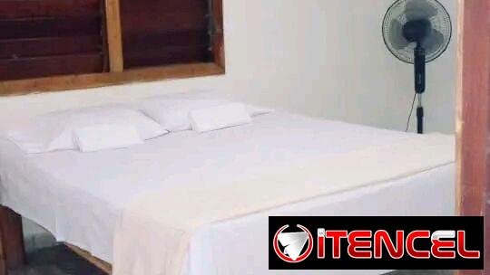 🏠 Casa De Renta Con Piscina En Guanabo. 👥 Capacidad para 6 personas. 📱 Reservas: +5355149761.