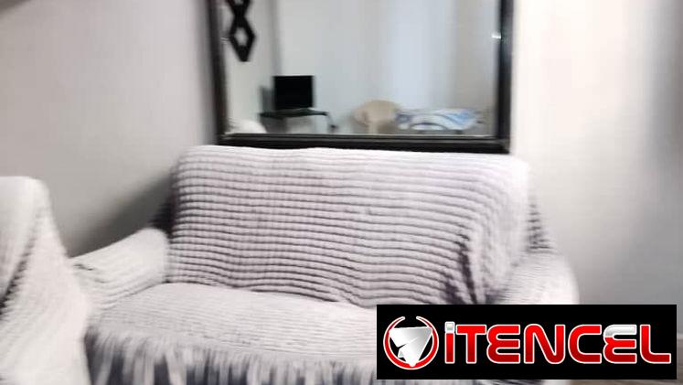 🏠 SE ALQUILA APARTAMENTO EN EL VEDADO – LA HABANA  📍 Excelente ubicación: calle 11 entre 20 y 22, Vedado