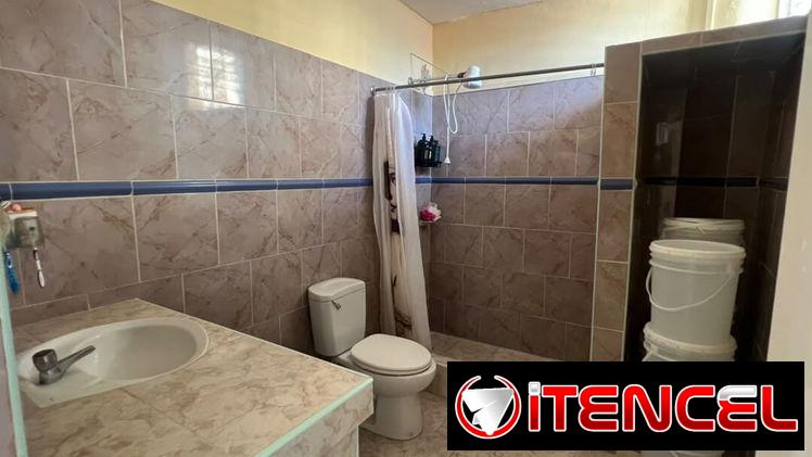 Casa con enorme patio delantero en la Vibora — foto 4