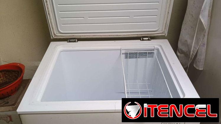 Frezer o nevera Royal 5 pies, de uso. — foto 2