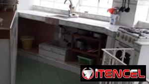 SE VENDE PUERTA DE CALLE EN CENTRO HABANA! 📍 (Con TODO dentro + EcoFlow) ⚡