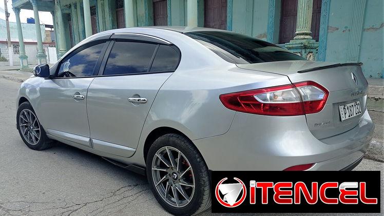 Vendo Renault Fluence del 2014, trasmisión automática variable, motor Nissan 2.0 en perfecto esta, de gasolina