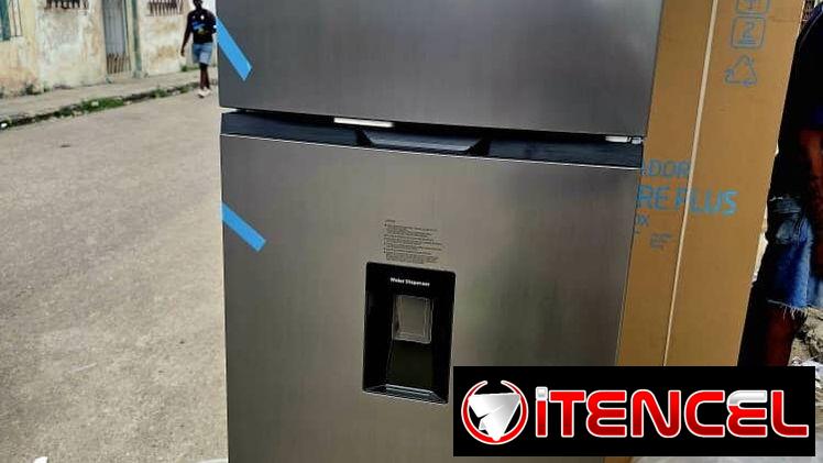 Refrigerador de 14.8 pies