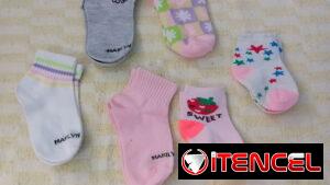 Medias de niña nuevas